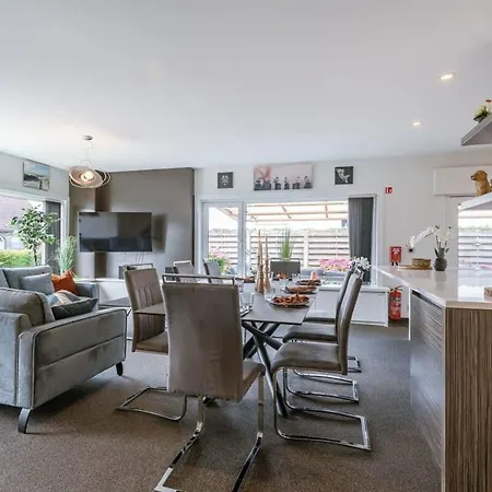 Huswell - Spacious House With Garden And Parking Σπίτι διακοπών Blankenberge