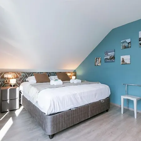 Huswell - Spacious House With Garden And Parking *
