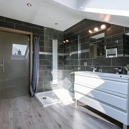 Huswell - Spacious House With Garden And Parking * Blankenberge